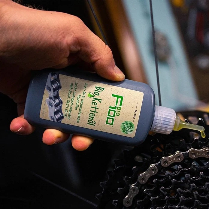 DR. WACK F100 Bio Kettenöl 100ml 3 DR. WACK F100 Bio Kettenöl 100ml – Bild 3