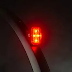 Lezyne E-Bike Fender STVZO Alert Rücklicht -Velos Importe Boutique lezyne e bike fender stvzo alert ruecklicht 2