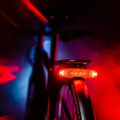 Lezyne E-Bike Super Bright STVZO Alert Rücklicht -Velos Importe Boutique lezyne e bike super bright stvzo alert ruecklicht 2