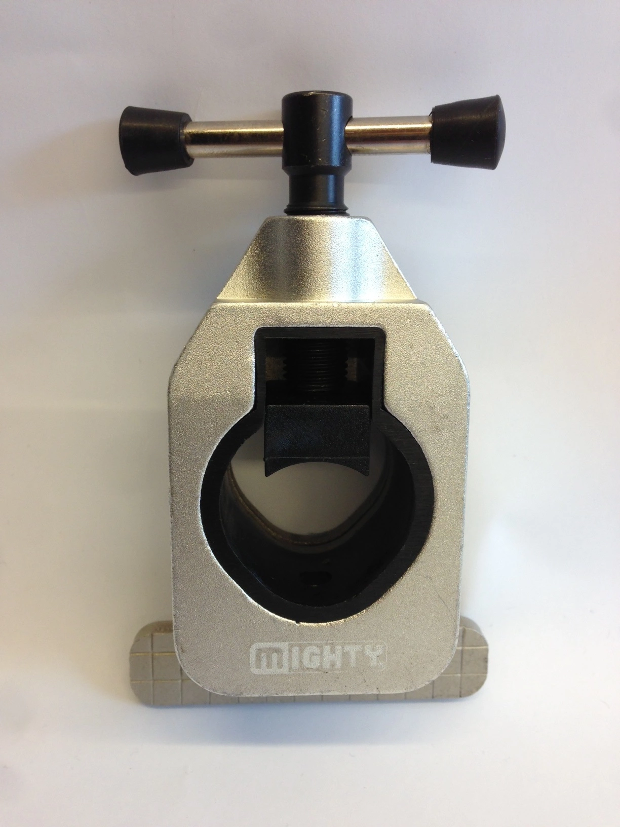 Sägeführung Für Rohre 21-34 Mm 1 Sägeführung Für Rohre 21-34 Mm