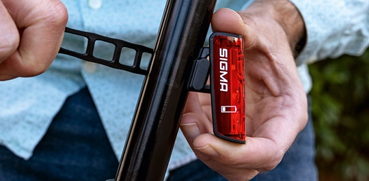 Sigma Buster 400 Frontlicht Mit Blaze Flash Rücklicht Mit Bremslichtfunktion 5 Sigma Buster 400 Frontlicht Mit Blaze Flash Rücklicht Mit Bremslichtfunktion – Bild 5